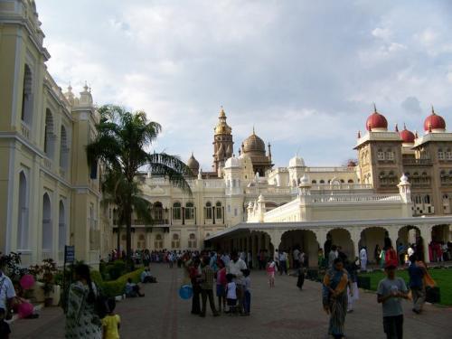Mysore Palace (bangalore_100_1789.jpg) wird geladen. Eindrucksvolle Fotos von der indischen Halbinsel erwarten Sie.